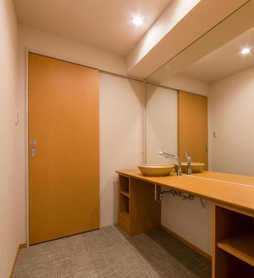 اتاق لوکس, Sarasa Hotel Namba