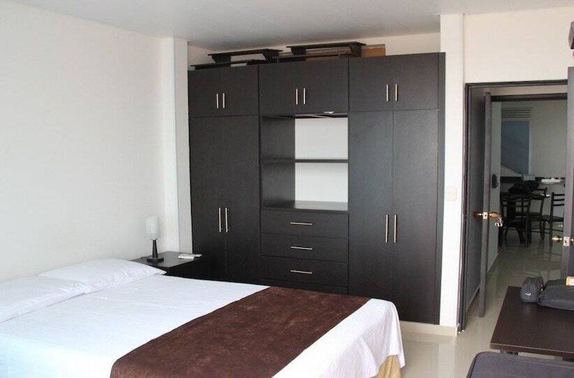 Номер Стандарт Трехместный, L`aurora Hotel Boutique