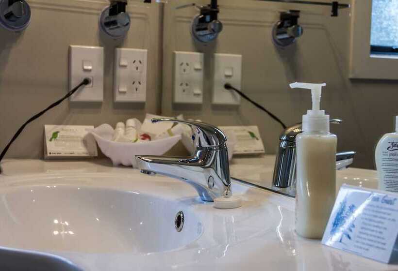 침실 2개 아파트, Albert Court Motor Lodge