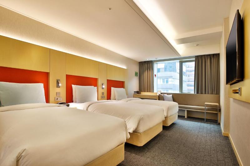 اتاق استاندارد سه نفره, Midcity Myeongdong