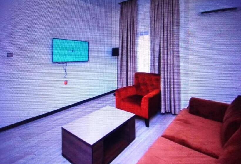 اتاق لوکس, Mt Deluxe Hotel Asaba