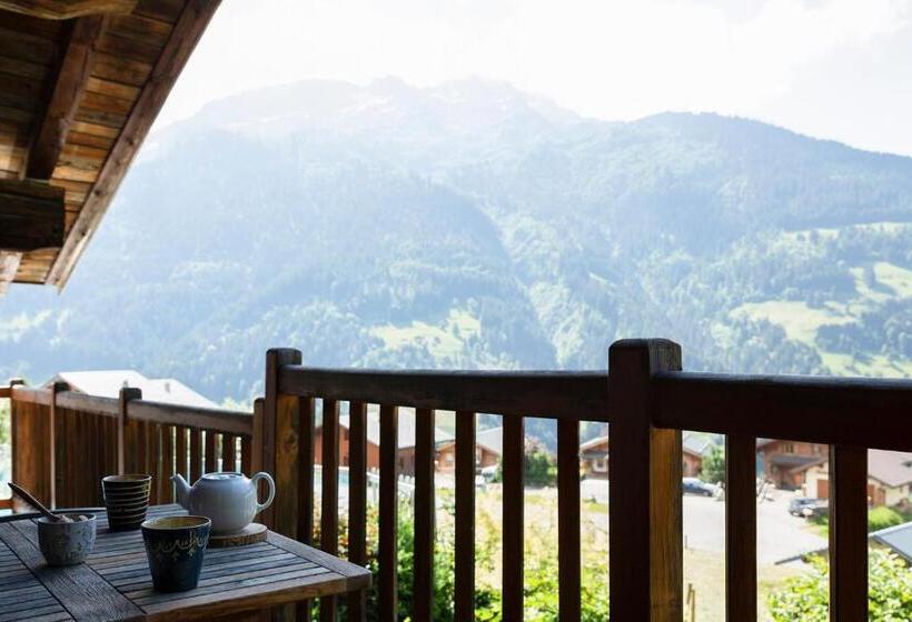 اتاق استاندارد سه تخته با چشم‌انداز, La Ferme Du Chozal, Chalet De Tradition