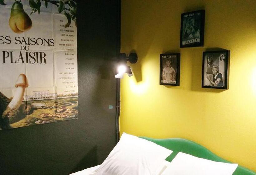 Номер Стандарт, Auberge Des Remparts