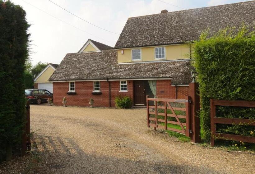 ２ベッドスイートルーム, Newmans Lodge