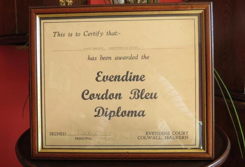 ２ベッドスイートルーム, Newmans Lodge