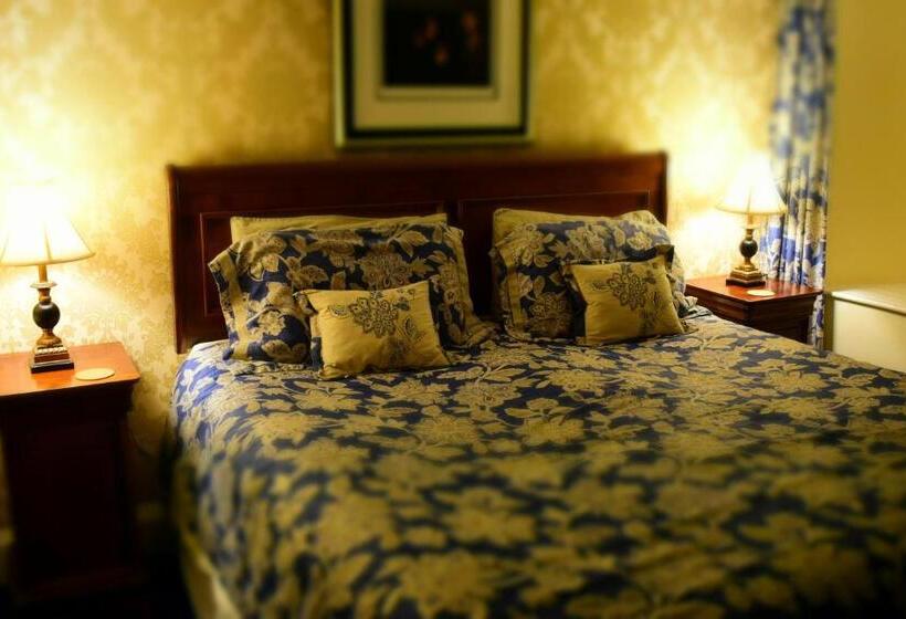 キングサイズベッドのスタンダードルーム, The Old Mill House