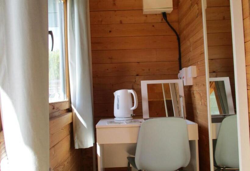 샬레, Hillview Bed And Breakfast