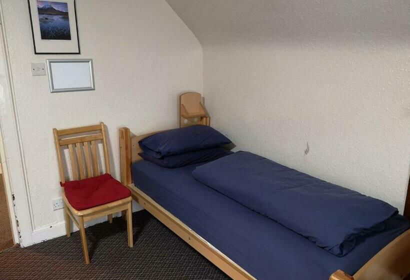 Номер Стандарт, Rowardennan Youth Hostel