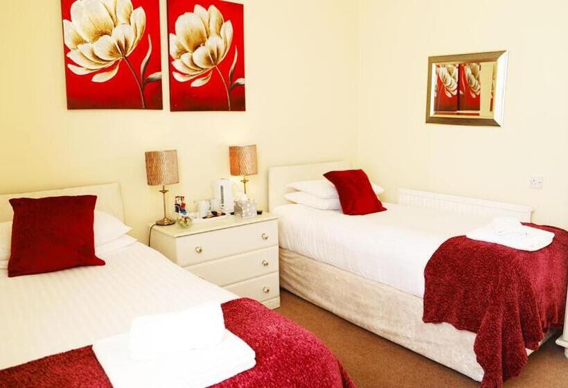 اتاق استاندارد در طبقه همکف, The Thornhill