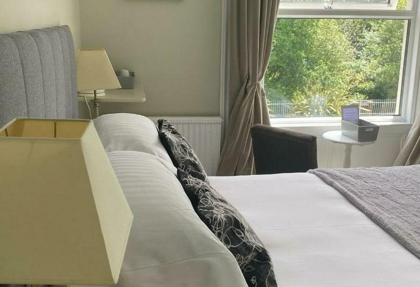 スーペリアールーム, Fernhill