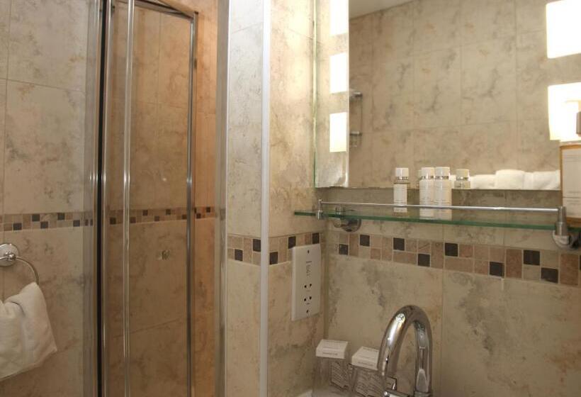 スーペリアールーム, Fernhill