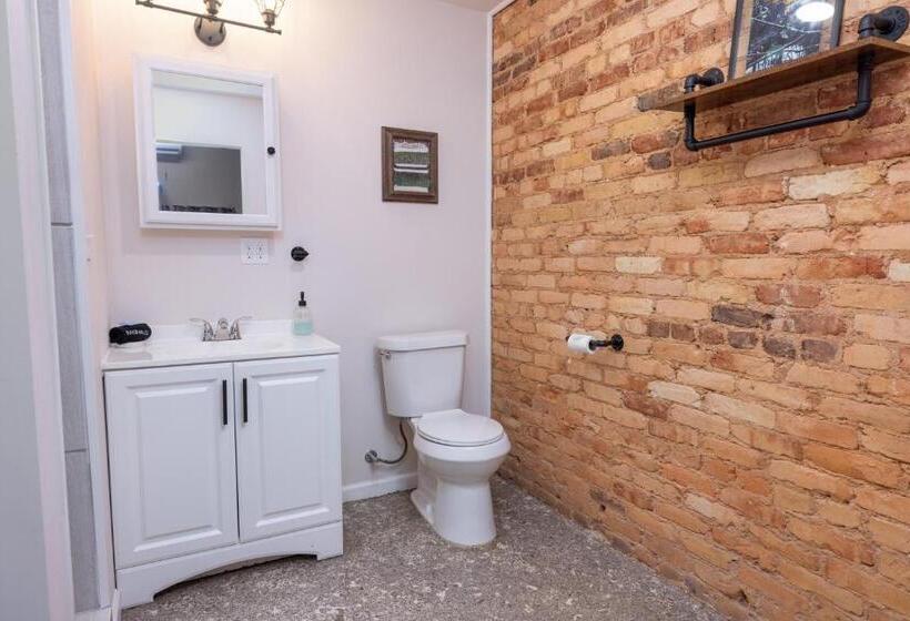 Люкс, Hartwell Suites