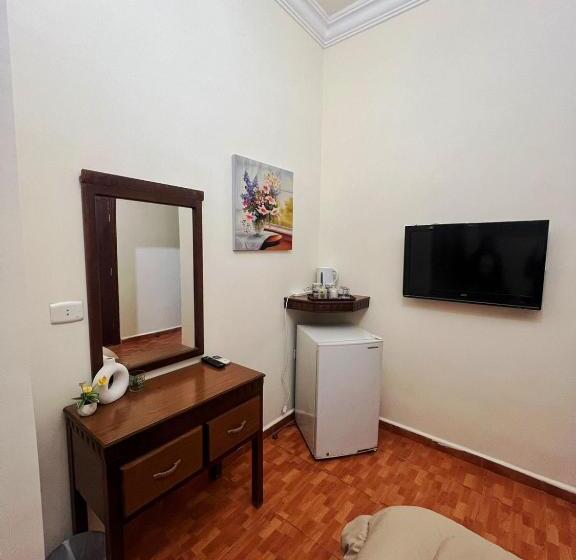اتاق لوکس یک تخته, Sufara Hotel Suites