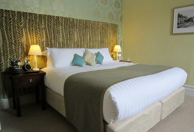 キングサイズベッドのスーペリアルーム, The Three Crowns