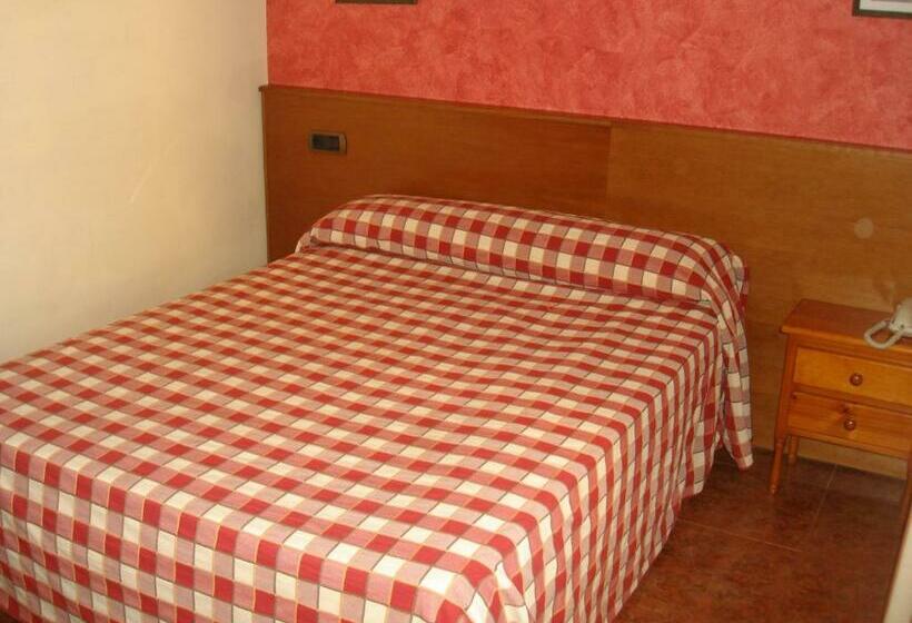 Номер Стандарт Индивидуальный, Hostal Millan