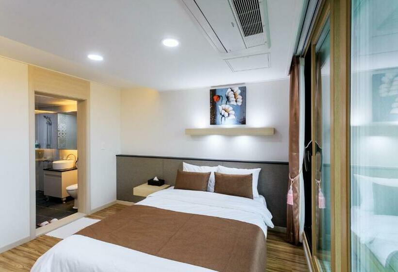 Люкс, Jeju M Resort