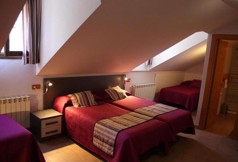 اتاق استاندارد سه نفره, Hostal La Ribera Del Júcar