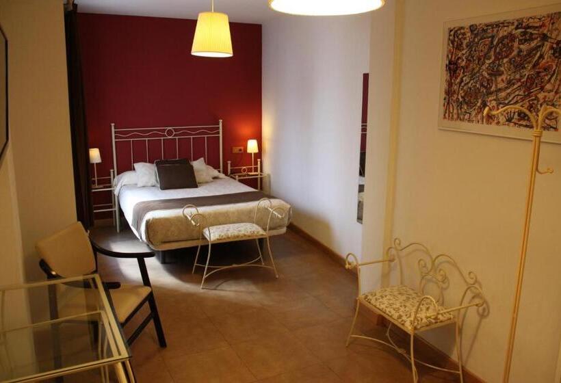 اتاق استاندارد سه نفره, Hostal La Ribera Del Júcar