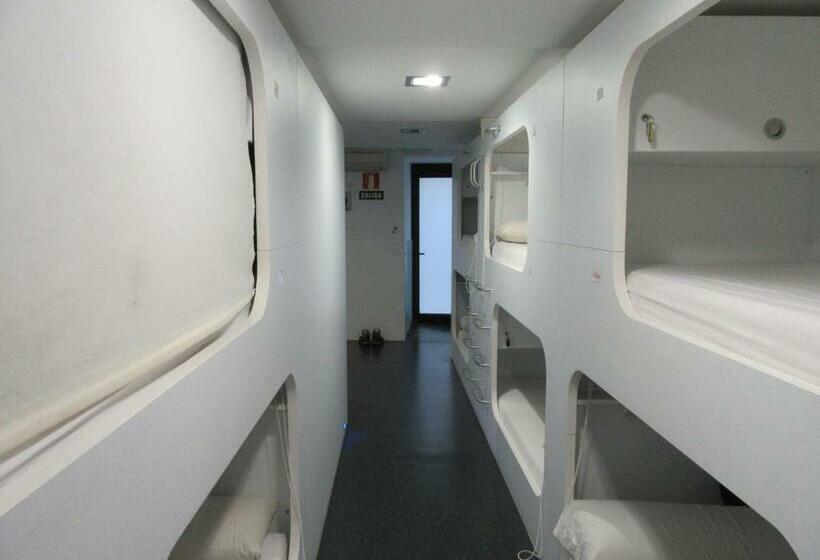 Кровать в Многоместном Номере с Общей Ванной, Hostel Casa Ibarrola