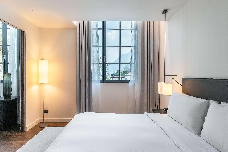 Люкс Superior, Hilton Lake Como