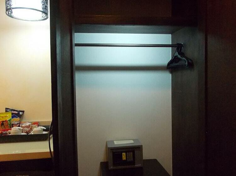 디럭스 룸, Mo2 Westown Hotel San Juan