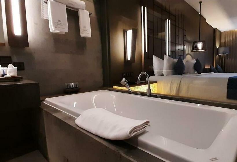 Студио Стандарт Кровать Кинг, Wyndham Tamansari Jivva Resort Bali