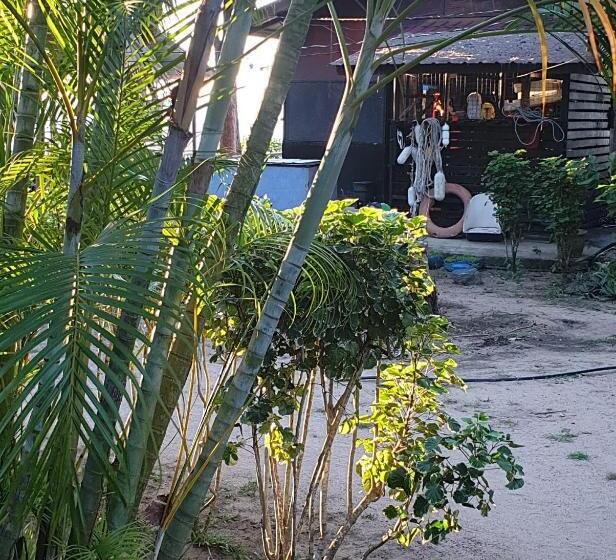 اتاق استاندارد, The Station Tioman