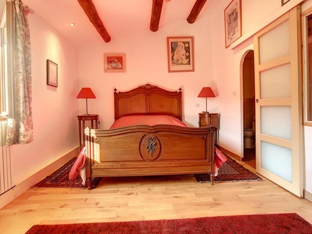 Quarto Estandar, Lesarnauds