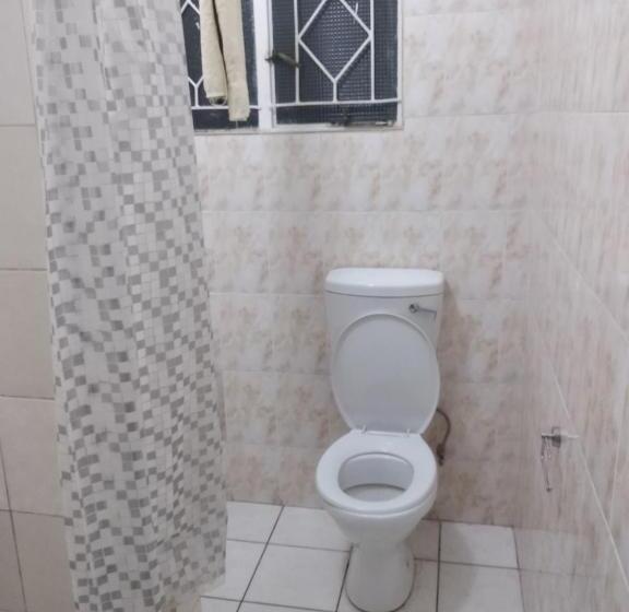 اتاق استاندارد, Brackendene Lodge