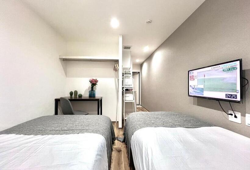 Quarto Triplo Estandar, Anx Hostel