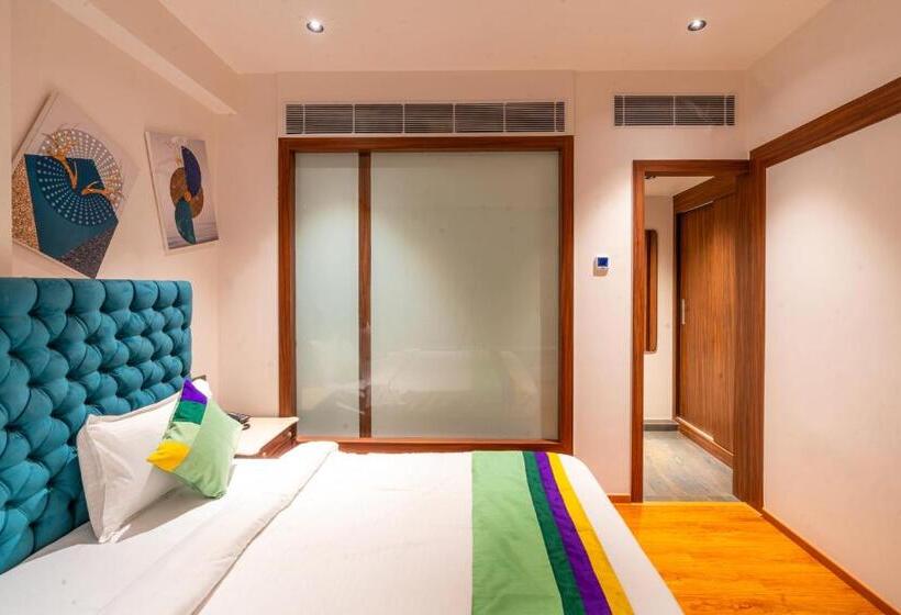 Номер Премиум, Treebo Premium Heritage Grand  Majiwada Thane
