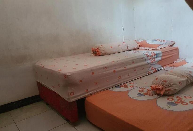 Cameră Standard, Spot On 93681 Qodri Homestay Syariah