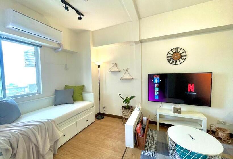 آپارتمان 1 خوابه, Mushroom Leisure Suites At Infina Towers, Quezon City