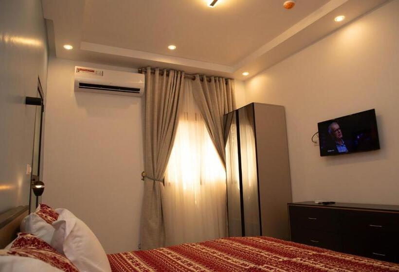 سوییت خانوادگی, Complexe Immobilier Le Silence Cis