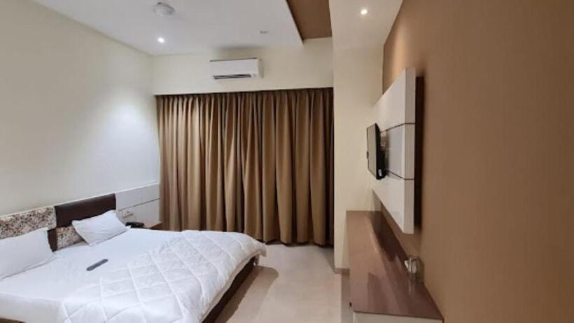 Номер Стандарт, Royal Rasraj , Dhule