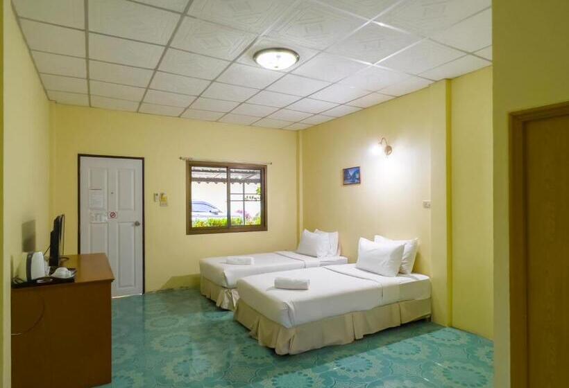 オーシャンビュースタンダードルーム, Sea View Resort Rayong