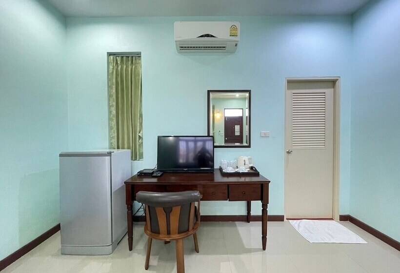 デラックスルーム, Sea View Resort Rayong