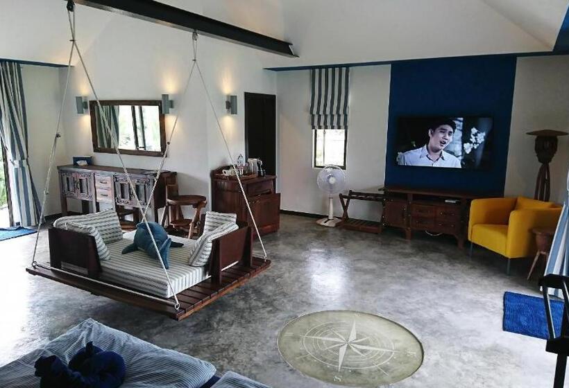 家庭间, Chang Malai Residence