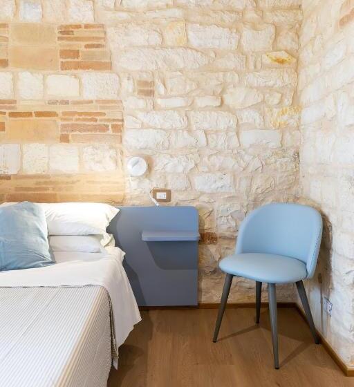 Quarto Estandar, Il Fiore Del Conero