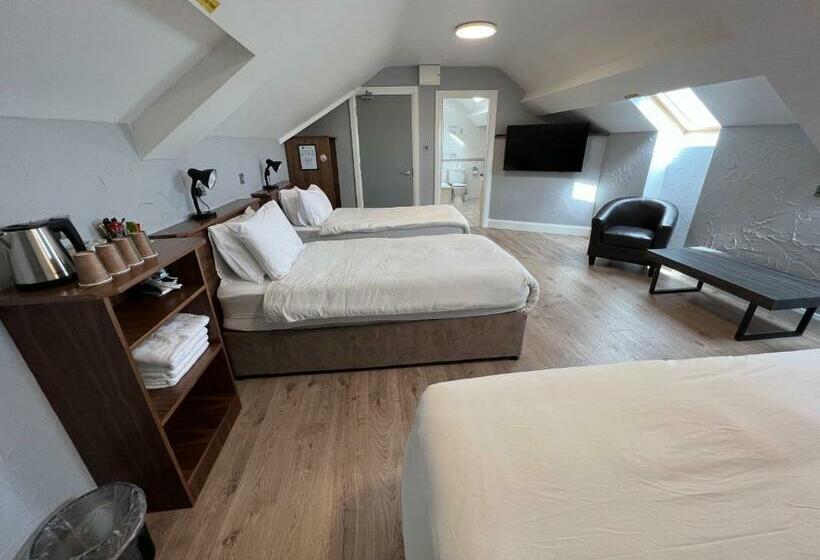 Семейный Номер, Aran Islands Hotel