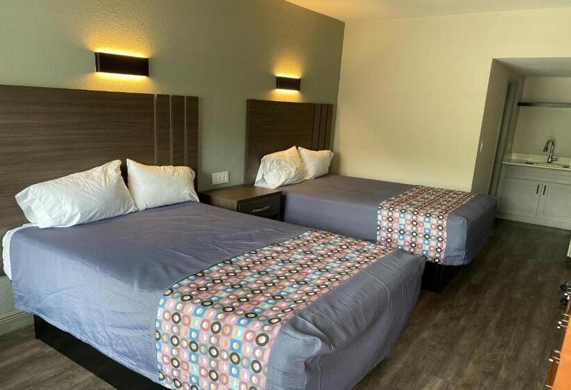 Номер Премиум, Budget Motel  Titusville