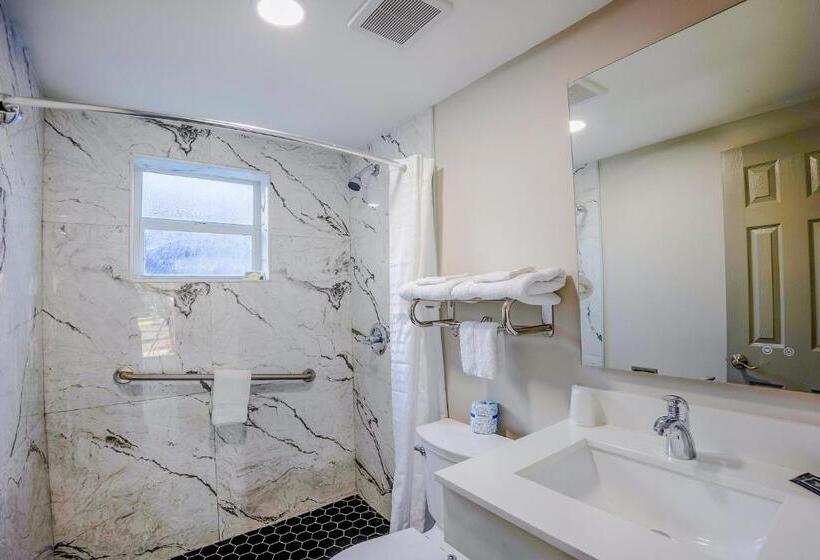 스탠다드 룸 더블 침대 2개, Budget Motel  Titusville