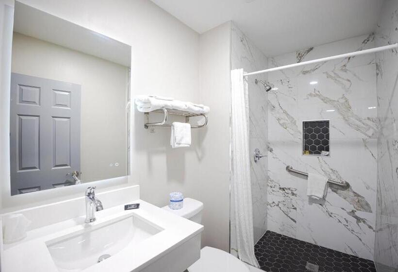 Апартаменты 1 Спальня, Budget Motel  Titusville
