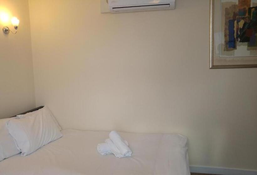 Номер Стандарт, City View Hotel Stratford