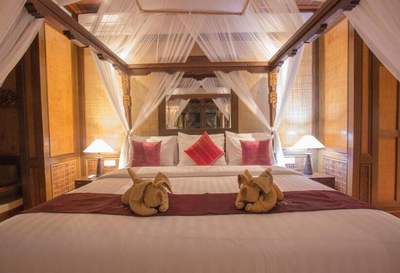 سوییت لوکس, Ubud Terrace