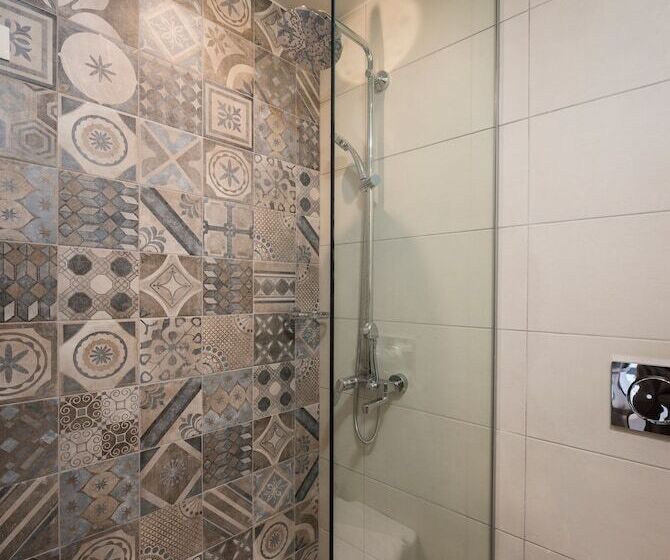 Deluxe Studio, Irini Stalos Apartments