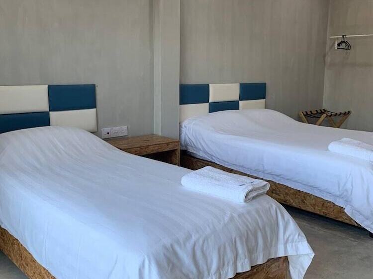 Номер Deluxe с Балконом, 365 View Point Resort & Homestay