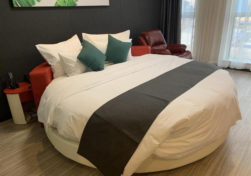 Quarto Romântica, Thank Inn Chain Heze Yuncheng East Shuihu Road Government Affairs Center