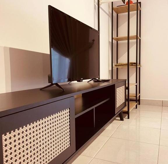 バルコニー付きスタンダードステューディオ, Nilai Youth City Residence