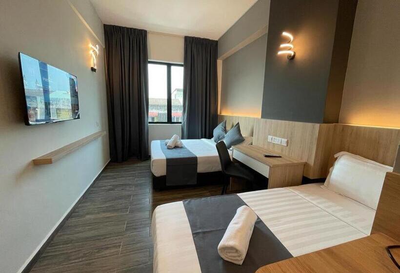 Трехместный Номер Deluxe, Dj Citi Plaza Hotel & Suites